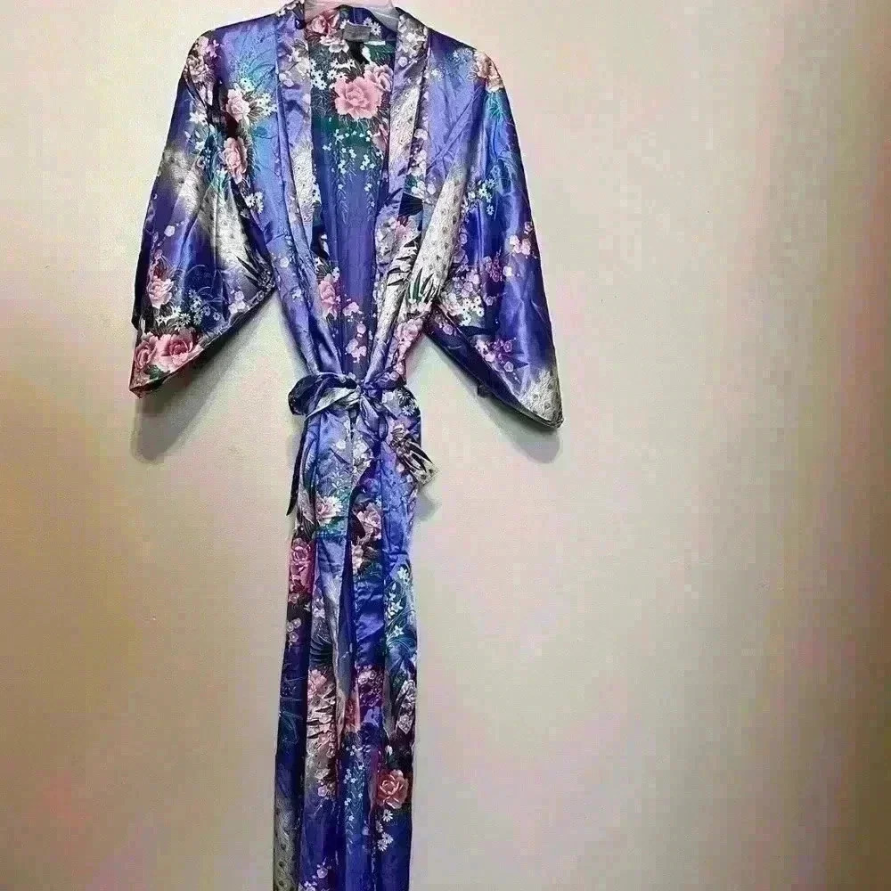 Beautiful Vintage Purple Cotton Kimono Floral All Over Print Japan 50 Authentic
